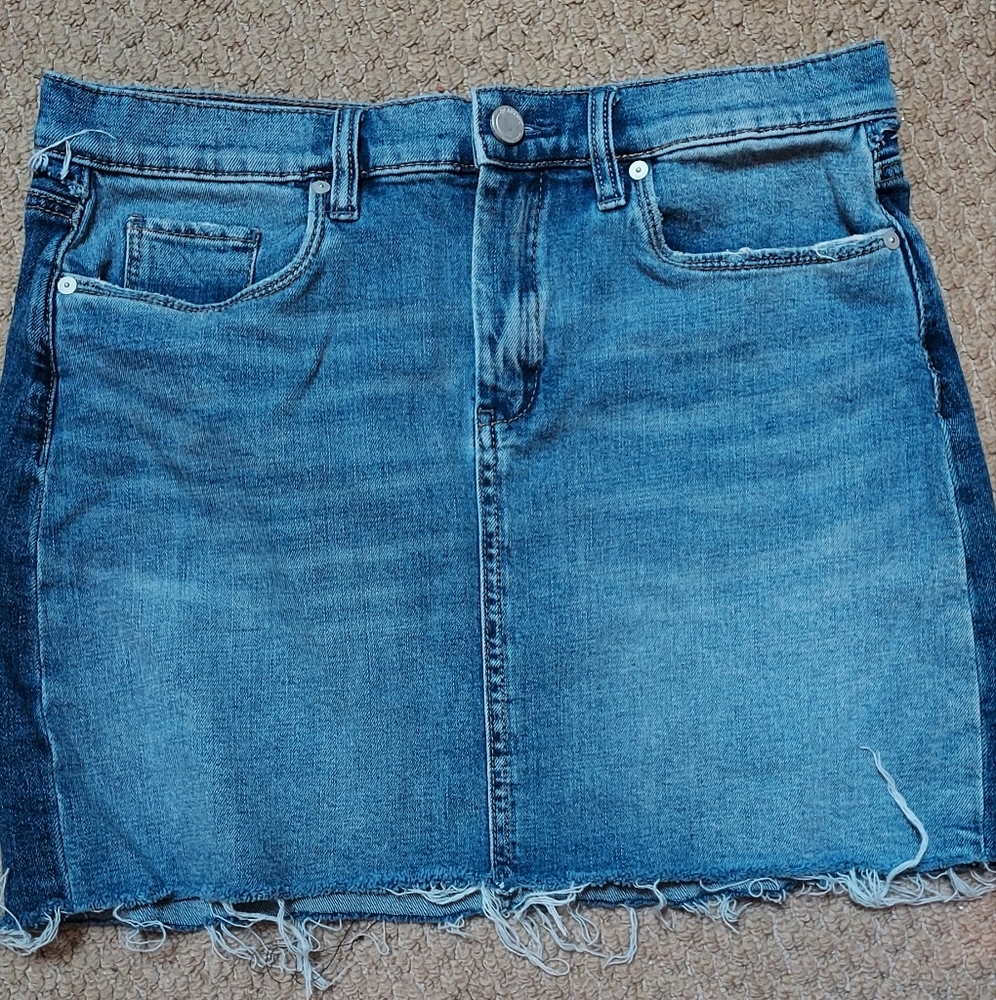 BlankNYC Jean Mini Skirt 30 Blue 2 Raw Frayed Hem Stretch Denim Distressed Y2K